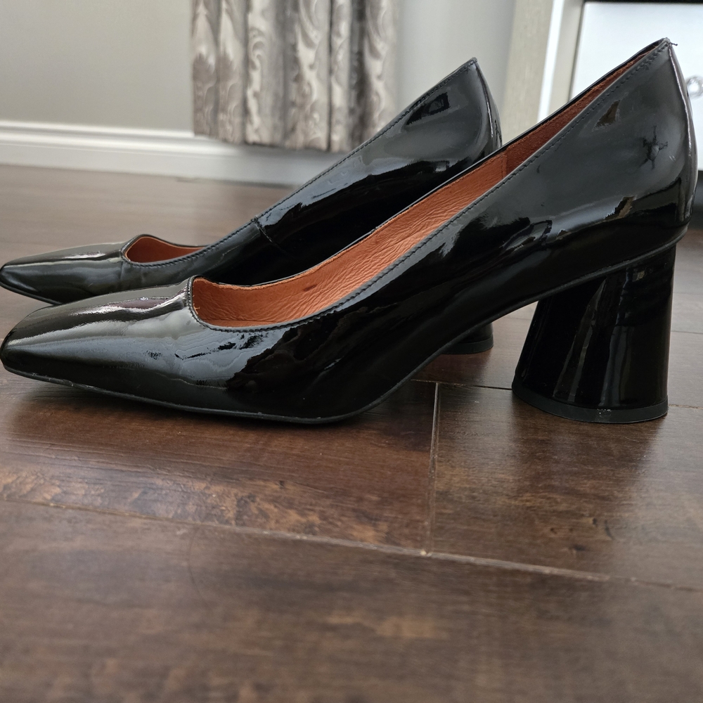 L'INTERVALLE Modern Square Toe 3in heels, patent black